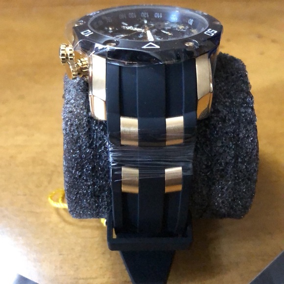 INVICTA Pro Diver Men VD 54 B Quartz Watch (Black/Gold) - Picture 8 of 10